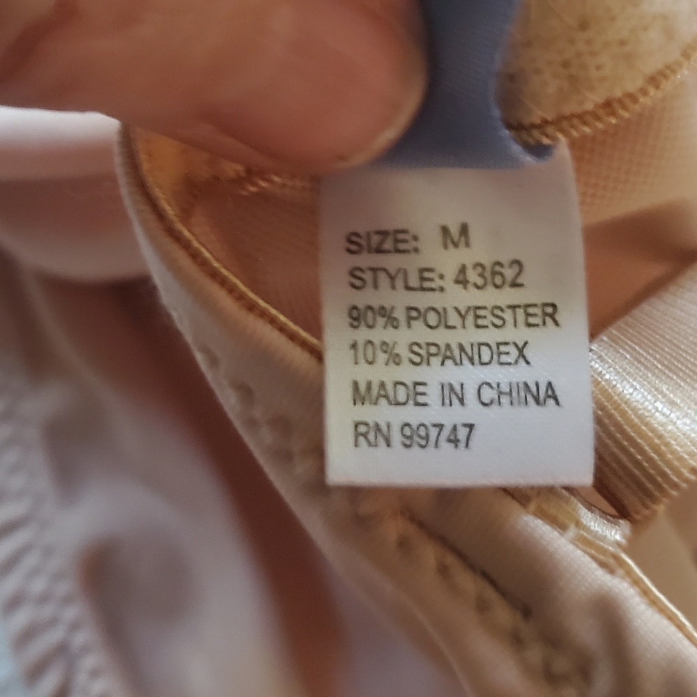 Shapewear - Picture 2 of 3